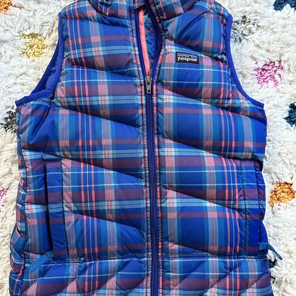 4 adorable Girls vests size 8 - Picture 4 of 5